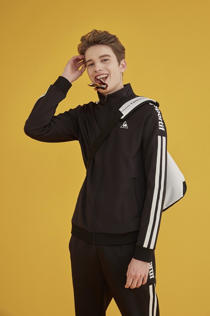 르꼬끄(LECOQ) 메시포인트 메신저백