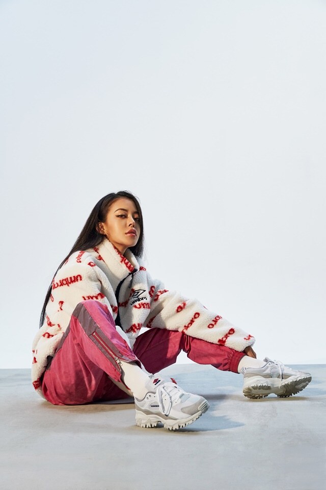 엄브로(UMBRO) BUMPY(범피) 화이트