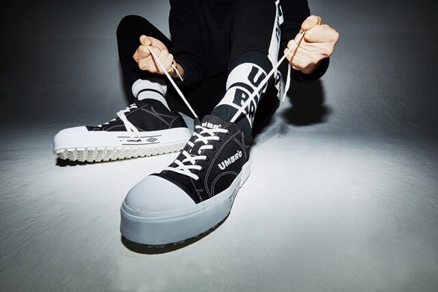 엄브로(UMBRO) DOPE LINER (도프라이너) 블랙 (U8123LVC02)