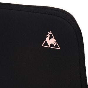 르꼬끄(LECOQ) 여성 3D엠보 스튜디오 클러치백 (Q8122OBG02)