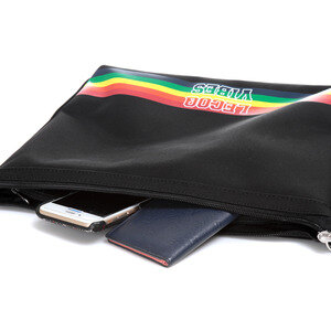 르꼬끄(LECOQ) 여성 뉴컬러로고 스튜디오 클러치백 (Q8222OBG05)