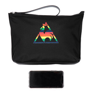 르꼬끄(LECOQ) 여성 뉴컬러로고 스튜디오 클러치백 (Q8222OBG05)