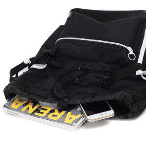 르꼬끄(LECOQ) 남녀공용 후다형 에센셜 백팩 (Q8322ABP74)