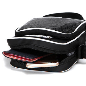 르꼬끄(LECOQ) 남녀공용 시그니쳐 브랜뉴 미니크로스백 (Q8323ABG82)