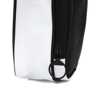 르꼬끄(LECOQ) 남녀공용 시그니쳐 브랜뉴 미니크로스백 (Q8323ABG82)