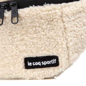 르꼬끄(LECOQ) 남녀공용 클로티 퍼 힙쌕 (Q8423ABGC2)