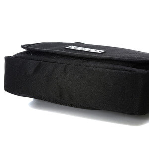 르꼬끄(LECOQ) 남녀공용 트윈(TWIN) / 메시포인트 가로형 크로스백 (Q9123ABG12)