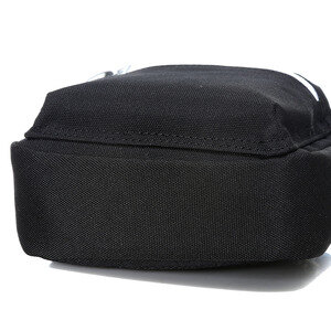 르꼬끄(LECOQ) 남녀공용 트윈(TWIN) 세로형 미니 크로스백 (Q9123ABG13)