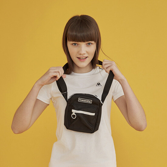 르꼬끄(LECOQ) 남녀공용 트윈(TWIN) 세로형 미니 크로스백 (Q9123ABG13)