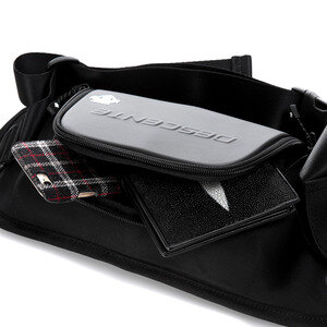 데상트(DESCENTE) 남녀공용 러닝 몰드 가로형 메신저백 (S8126RBG1E)