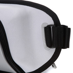 데상트(DESCENTE) 남녀공용 러닝 몰드 가로형 메신저백 (S8126RBG1E)