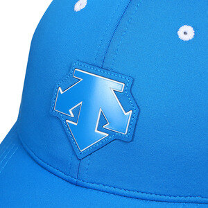 데상트(DESCENTE) 주니어 영애슬릿 커브챙 모자 (S812JLCP44)