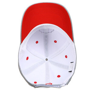 데상트(DESCENTE) 주니어 영애슬릿 커브챙 모자 (S812JLCP44)