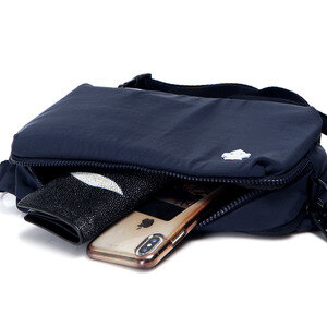 데상트(DESCENTE) 남녀공용 듀얼리스 투웨이 슬링백&크로스백 (S8326DBG08)