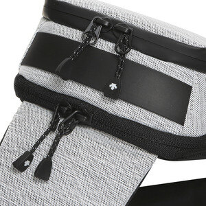 데상트(DESCENTE) 남녀공용 스포츠베이직 세로형슬링백(M) (S8326HBG02)