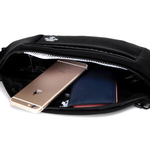 데상트(DESCENTE) [신상품]남녀공용 러닝 가로형 힙색 (S8326RBG22)