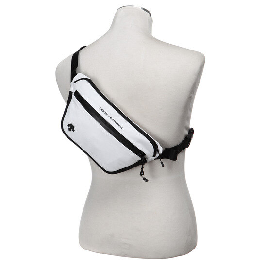 데상트(DESCENTE) [신상품]남녀공용 러닝 울트라라이트 메신저백(M) (S8326RBG23)