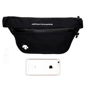 데상트(DESCENTE) [신상품]남녀공용 러닝 울트라라이트 메신저백(M) (S8326RBG23)