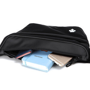 데상트(DESCENTE) [신상품]남녀공용 AAR 세로형 메신저백(L) (S8326VBG05)