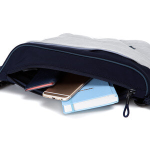 데상트(DESCENTE) [신상품]남녀공용 AAR 세로형 메신저백(L) (S8326VBG05)