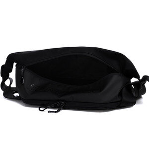 데상트(DESCENTE) 남녀공용 AAR 패턴 슬링백(L) (S8326VBG34)