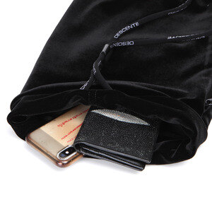 데상트(DESCENTE) 여성 스키 벨벳 크로스백 (S8425YBG29)