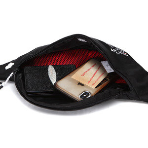 데상트(DESCENTE) 남녀공용 스키 40주년 가로형 힙색(S) (S8426SBG31)