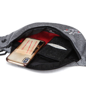 데상트(DESCENTE) 남녀공용 스키 40주년 가로형 힙색(S) (S8426SBG31)