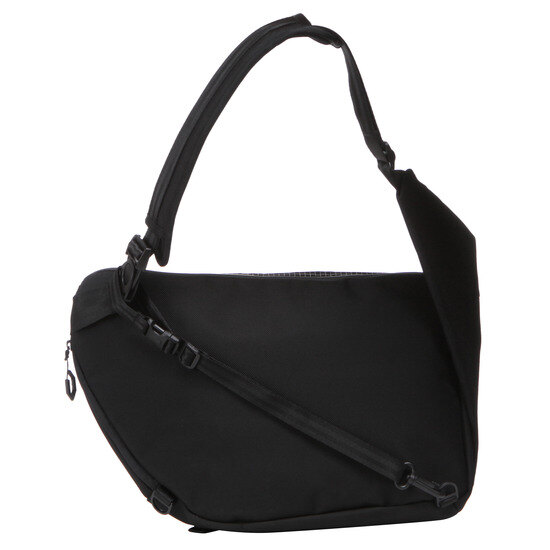 데상트(DESCENTE) 남녀공용 스키 40주년 세로형슬링백(L) (S8426SBG32)