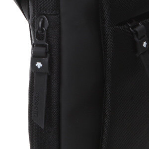 데상트(DESCENTE) [19SS 신상]남녀공용 스포츠베이직 세로 미니 크로스백 (S9126HBG10)