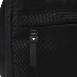 데상트(DESCENTE) [19SS 신상]남녀공용 스포츠베이직 세로 미니 크로스백 (S9126HBG10)