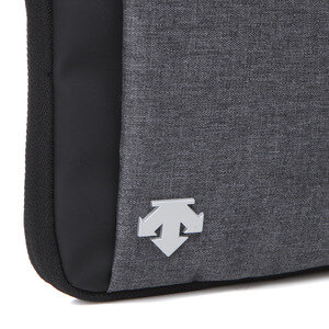 데상트(DESCENTE) [19SS 신상]남녀공용 스포츠베이직 세로 미니 크로스백 (S9126HBG10)