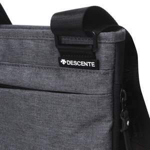 데상트(DESCENTE) [19SS 신상]남녀공용 스포츠베이직 세로 미니 크로스백 (S9126HBG10)