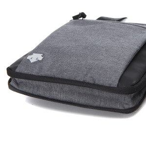 데상트(DESCENTE) [19SS 신상]남녀공용 스포츠베이직 세로 미니 크로스백 (S9126HBG10)