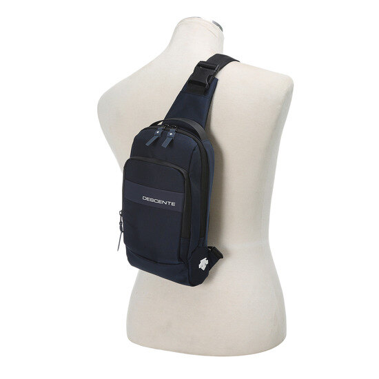 데상트(DESCENTE) [19SS 신상]남녀공용 스포츠베이직  세로형 슬링백(M) (S9126HBG11)