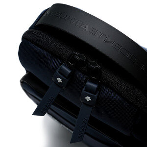 데상트(DESCENTE) [19SS 신상]남녀공용 스포츠베이직  세로형 슬링백(M) (S9126HBG11)