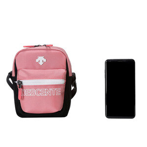 데상트(DESCENTE) [19SS 신상]영애슬릿 남녀공용 아카이브 미니 크로스백 (S912JHBG14)