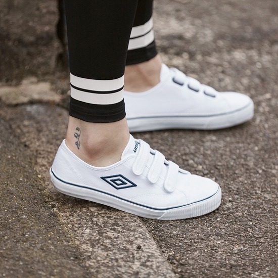 엄브로(UMBRO) [엄브로] 남녀공용 데오 벨크로 화이트 (U7323LVC31)