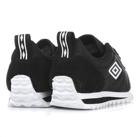 엄브로(UMBRO) RAVE M (레이브M) 블랙