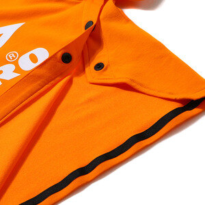엄브로(UMBRO) 여성 슬릿 크롭 티셔츠 (U8222YRS69)