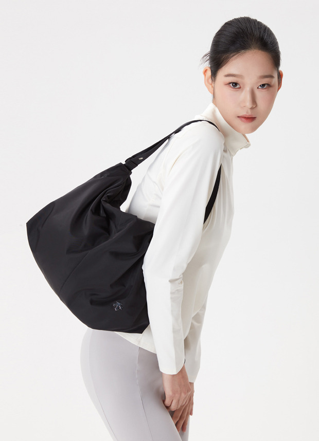 여성 애슬레져 셔링 숄더백