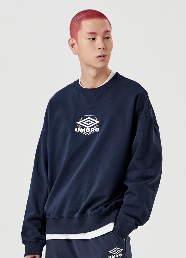 아카이브 클럽 그래픽 맨투맨