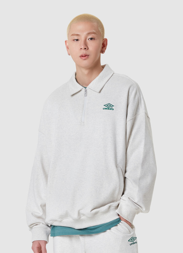 하프집업 카라 맨투맨