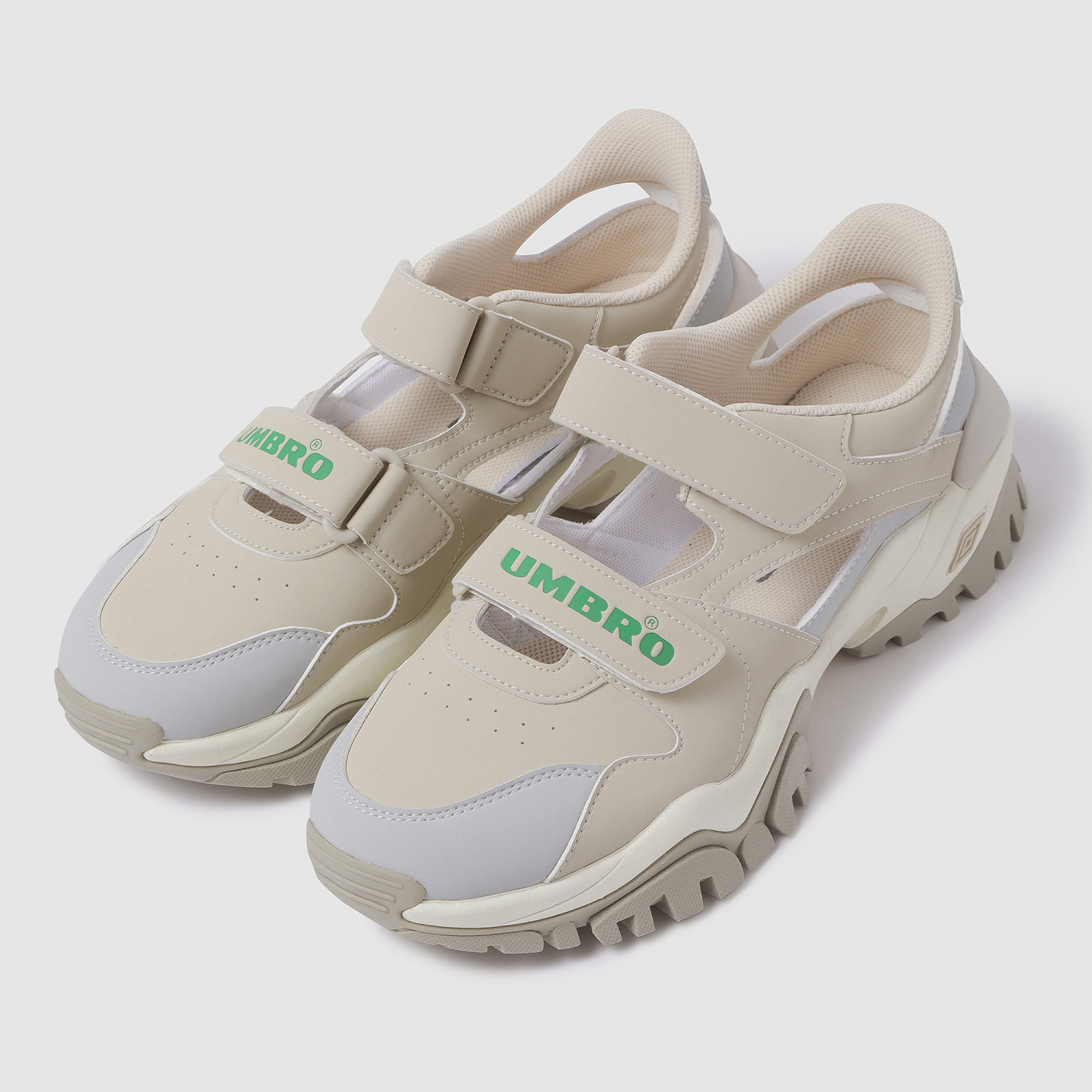 男女兼用新作◆サンダル型スニーカー【UMBRO】BUMPY LAYER BEIGE 