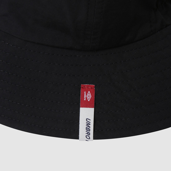 ハット UMBRO UNITY Unity Bucket Cap Black UP223CCP55 UP223CCP55_BLK Umbro Bucket Hat, Black Beauty/White, One Size : Amazon.co