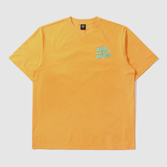 엄브로(UMBRO) GOOD VIBES ONLY 웨일 프레쉬 쿨링 반팔티셔츠