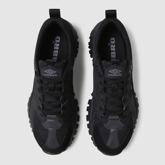 엄브로(UMBRO) BUMPY (범피) 블랙(UP323CTP73) - 사이즈 & 후기